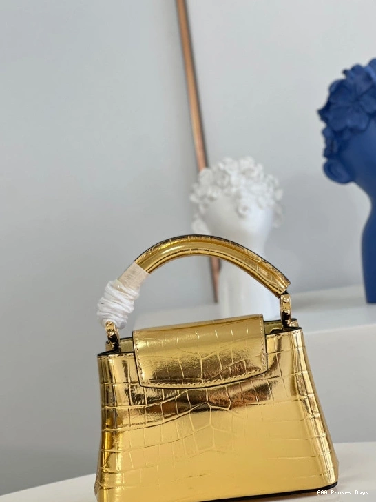 AAA Replica Ru LOUIS CAPUCINES MINI VUITTON 0707